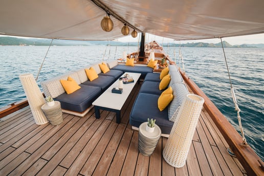 Segelschiff 762 Komodo Foto 18