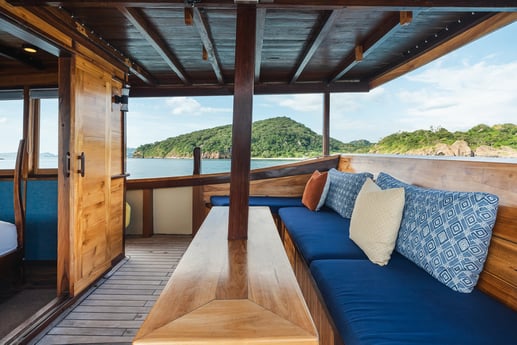 Sailing ship 761 Labuan Bajo photo 19
