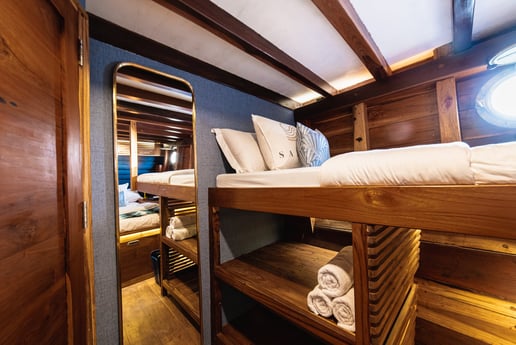 Segelschiff 762 Komodo Foto 10