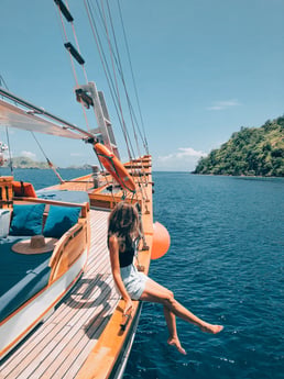 Sailing ship 761 Labuan Bajo photo 15