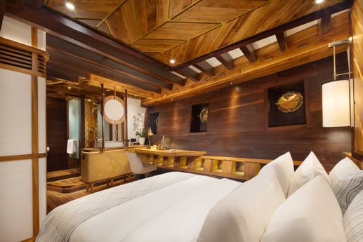 Sailing ship 1190 Asia photo 17